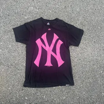 구제 의류 Majestic 뉴욕 양키스 T셔츠 블랙/핑크