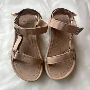 Teva HURRICANE XLT2 23cm