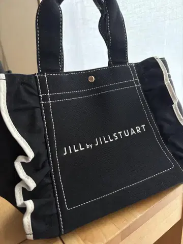 JILL by JILLSTUART 프릴 토트백 블랙