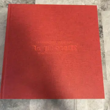 G-DRAGON 2017 ACTIII MOTTE DVD 초회 한정판