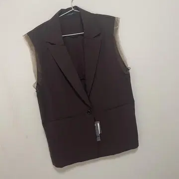 지나시스 백 개더 피크드 베스트