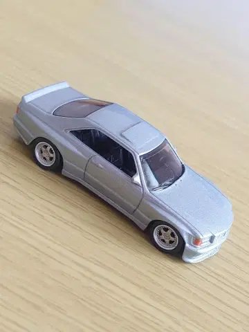 1/64 메르세데스 AMG 560 SEC
