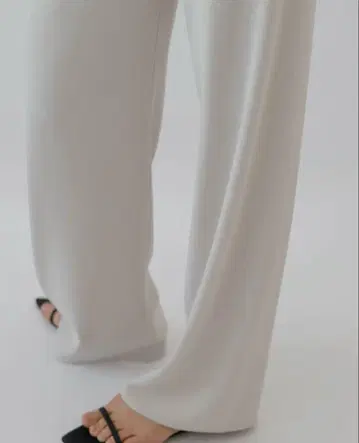 [미사용 새상품!] Na.e Smooth Pants_Ivorygray