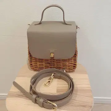 비올라돌로 바스켓백 숄더백 베이지