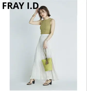 [새상품급] FRAY I.D 아시메 티어드 플리츠 스커트 화이트