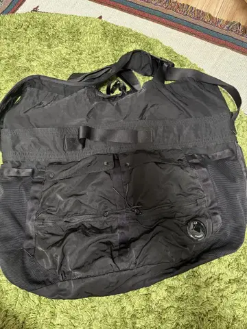 C.P COMPANY NYLON B 메신저 BAG 블랙