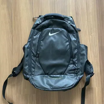 Nike 블랙 럭색 백팩