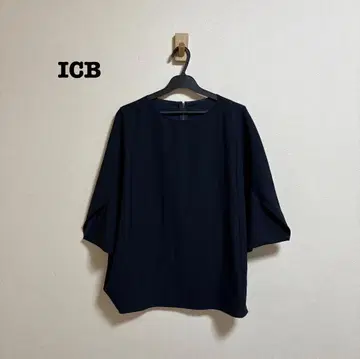 새상품급 ICB FluidBackSatin 돌먼 슬리브 블라우스