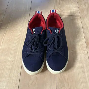 네이비 캔버스 스니커즈