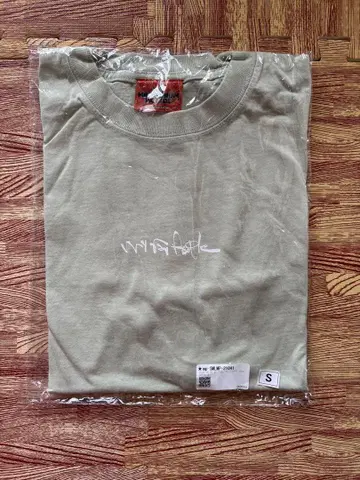 [미개봉 새상품] millennium parade T셔츠 S 사이즈