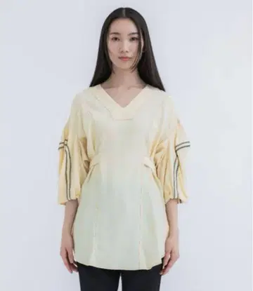 AKIKO AOKI V넥 벌룬 슬리브 셔츠