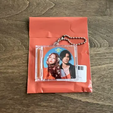 GLIMSPANKY 미니어처 CD 키링