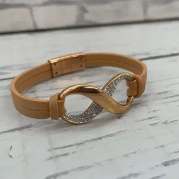 619. SWAROVSKI 스와로브스키 팔찌 베이지 계열