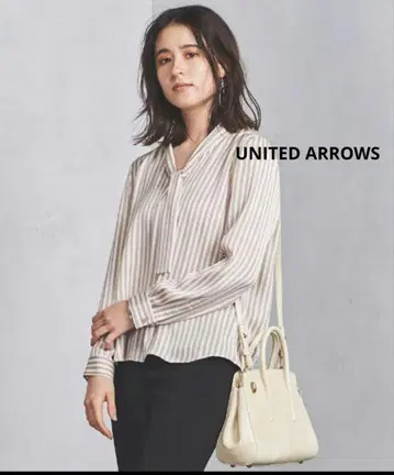 UNITED ARROWS UBCB 런던 스트라이프 보타이 블라우스