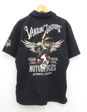 VANSON x LOONEY TUNES 코요테 자수 피케 셔츠