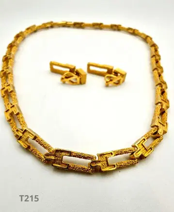 매우 럭셔리한 빈티지 골드 도금 목걸이와 귀찌 세트