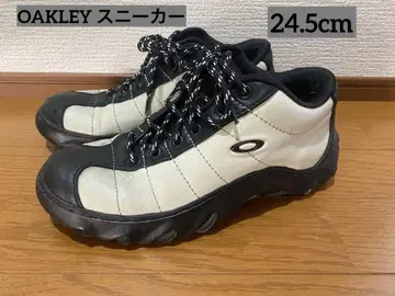 Oakley 스니커즈