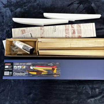 Cavallino 82인치 LAZER CUT KIT SERIES