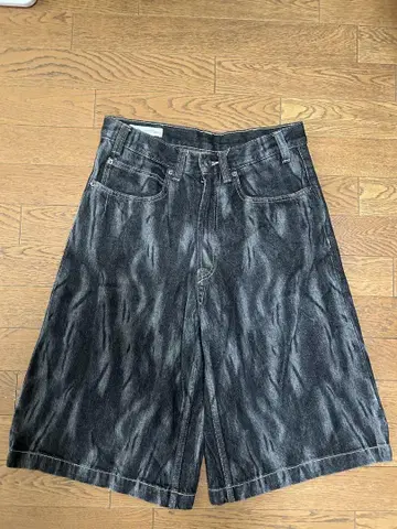 ZARA 블랙 데님 숏팬츠 EU 38