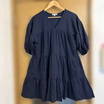 Sundry 네이비 V넥 튜닉 사이즈 2