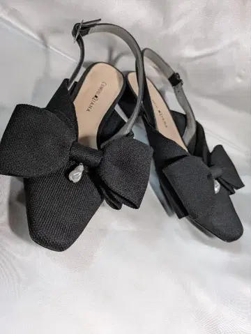 DIANA 새상품급 리본 펄 장식 블랙 슬링백 샌들 24cm