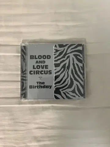 BLOOD AND LOVE CIRCUS/The Birthday