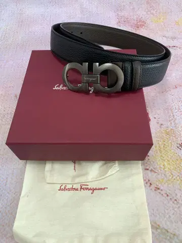 [인기] Salvatore Ferragamo 블랙 가죽 벨트