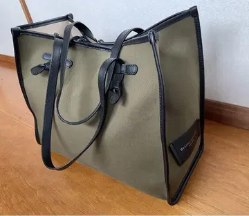 GIANNI CHIARINI 마르첼라 카키