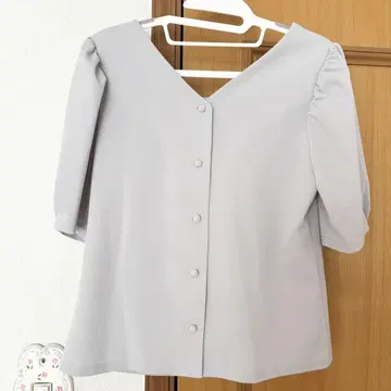 natural couture 라이트 그레이 앞뒤 2way 블라우스