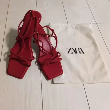ZARA 레드 스트랩 샌들 힐 7cm