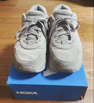 HOKA ONEONE 클리프톤L 스웨이드 TAUPE 27.0