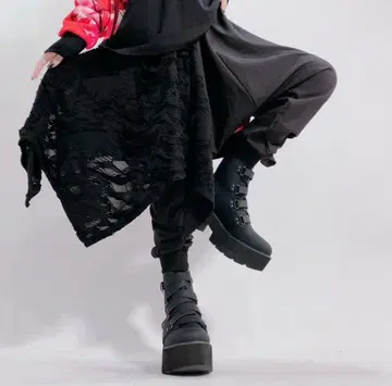 NieR BLACK SARROUEL PANTS [데미지 플랩]