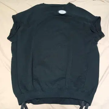 새상품 MASSIVE SWEAT CUT-OFF SLV 블랙 사이즈 1