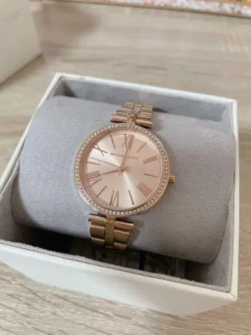MICHAEL KORS 로즈 골드 손목시계