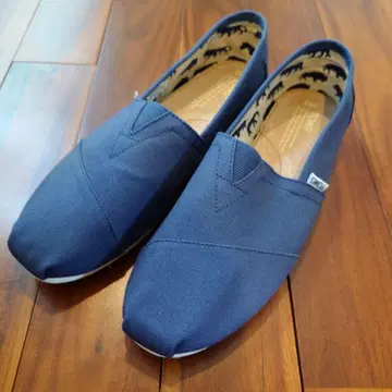 [새상품급] TOMS 네이비 슬립온 27.5cm