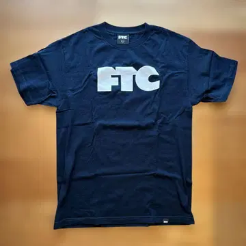 [ 1회 착용 ] FTC 네이비 티셔츠 M 사이즈