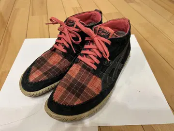 오니츠카타이거 츠나히키 스니커즈 신발 25cm