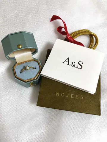 NOJESS 골드링 오팔