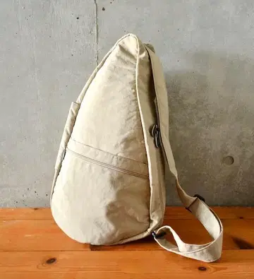 HEALTHY BACK BAG 헬시백백 원숄더백
