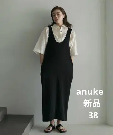 새상품 완판템 anuke Twill Uneck 원피스 블랙 38