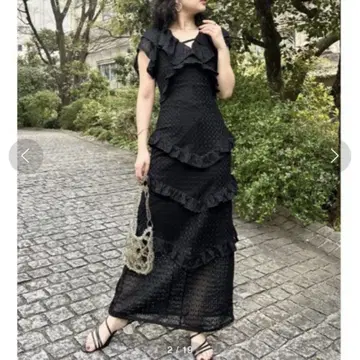 릴리 브라운 스트레치 레이스 맥시 길이 원피스 프릴 블랙 S