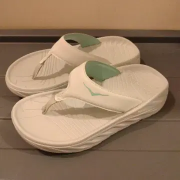 HOKA ONE ONE W ORA RECOVERY FLIP 7