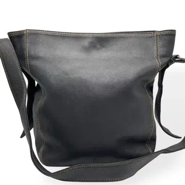 새상품급 GUESS 게스 숄더백 가죽 블랙