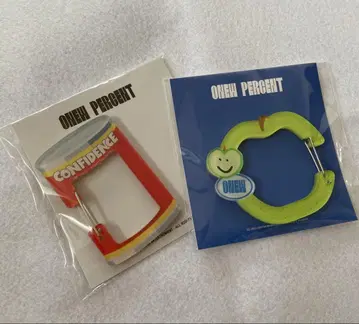 ONEW 오뉴 PERCENT POPUP 카라비너 2세트