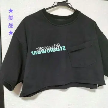 Moussy 크롭 T셔츠 블랙