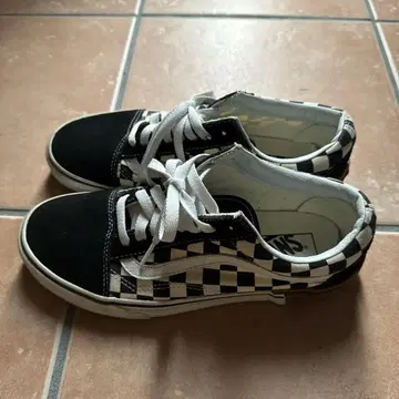 Vans 체커 스니커즈 블랙/화이트