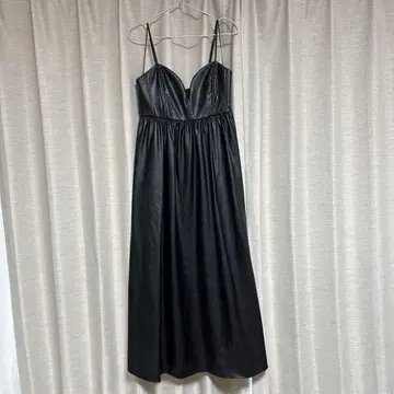 ZARA 가죽 원피스