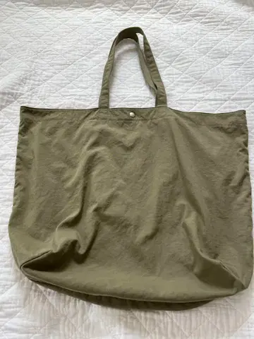 마가렛호웰 올리브 그린 대용량 토트백