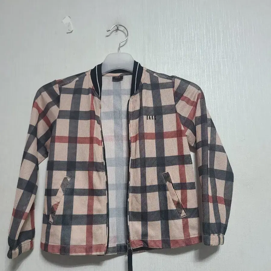 Burberry kids120 りー」BURBERRY ストライプ柄 トレーナー 8Y 128cm