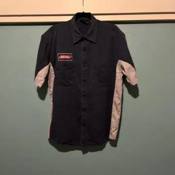 Dickies 반팔 셔츠 네이비/베이지